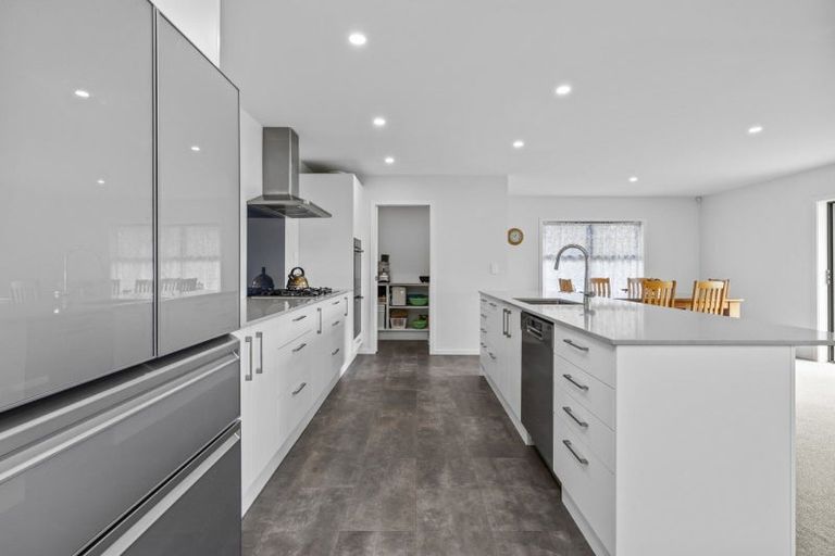 Photo of property in 9 Mylindas Road, Whakatiwai, Miranda, 2473