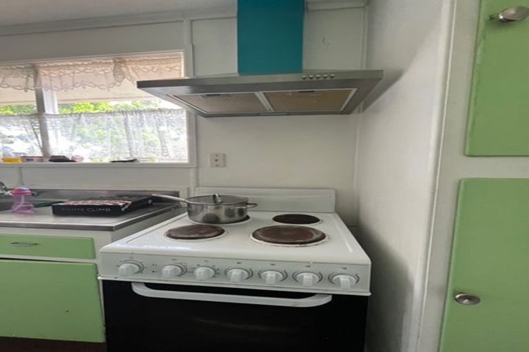 Photo of property in 3 Duggan Avenue, Mangere, Auckland, 2022