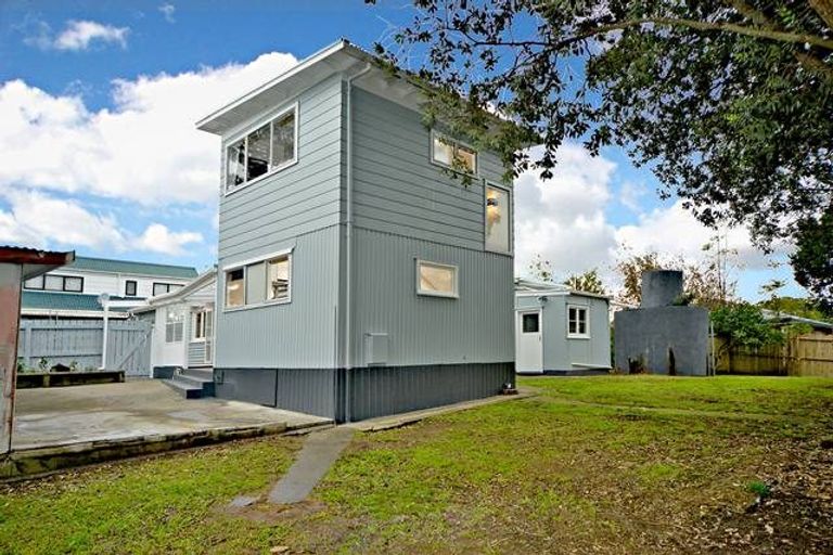 Photo of property in 495a Weymouth Road, Weymouth, Auckland, 2103