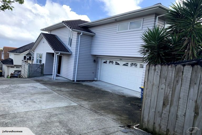 Photo of property in 386a East Coast Road, Sunnynook, Auckland, 0630