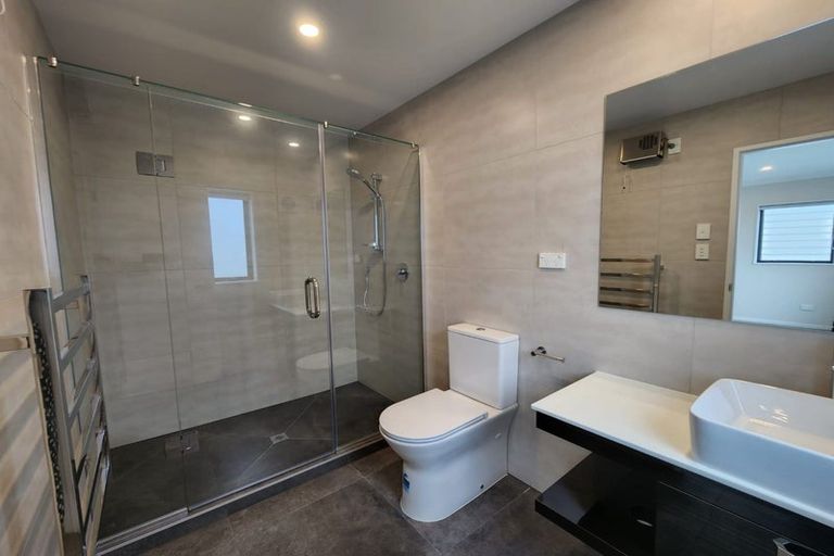 Photo of property in 8d Bunnythorpe Road, Papakura, 2110