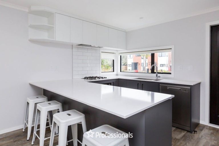 Photo of property in 31 Doug Jensen Street, Wallaceville, Upper Hutt, 5018