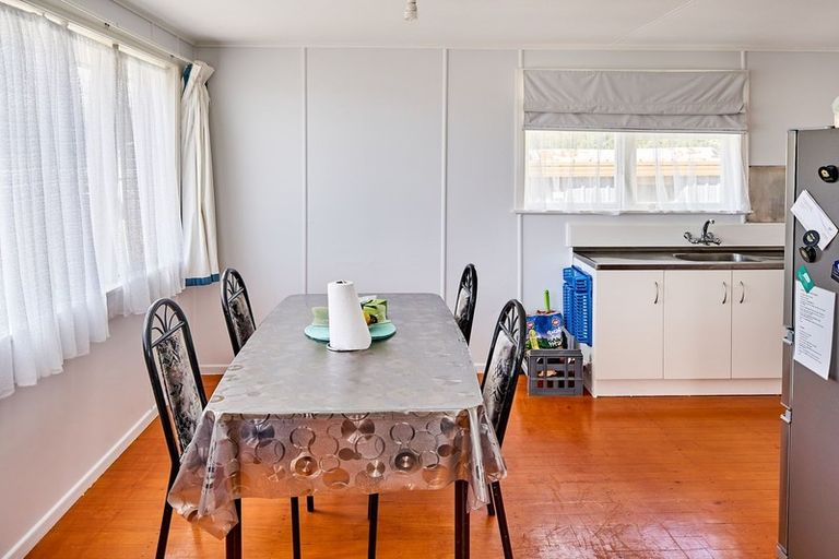 Photo of property in 29 Aberfeldy Street, Cannons Creek, Porirua, 5024