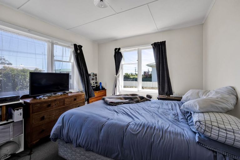 Photo of property in 8 Pacey Avenue, Hawera, 4610