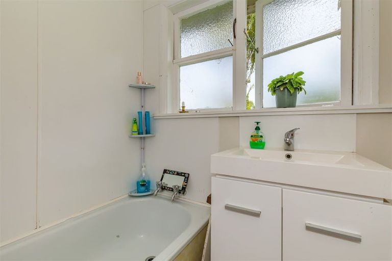 Photo of property in 18 Stafford Street, Shannon, 4821