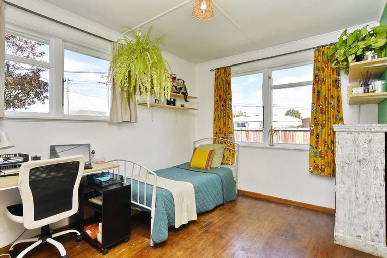 Photo of property in 41 Primrose Street, Northcote, Christchurch, 8052