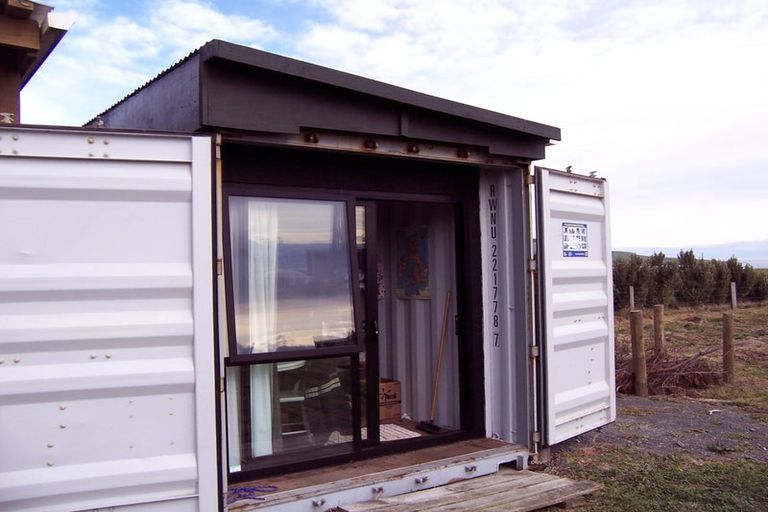 Photo of property in 35 Surrey Street, Orepuki, Riverton, 9881