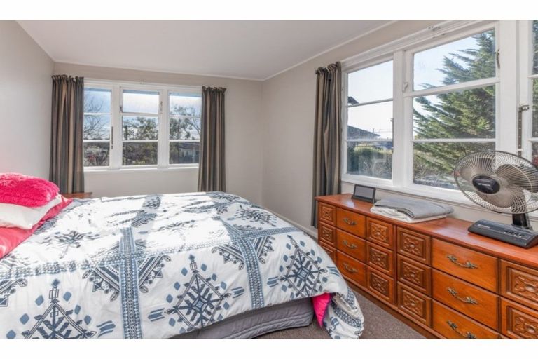 Photo of property in 13 Rowcliffe Crescent, Avonside, Christchurch, 8061