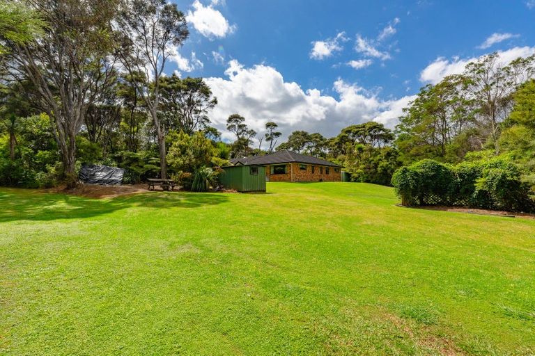 Photo of property in 7d Kitewaho Road, Swanson, Auckland, 0816