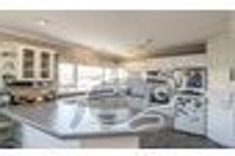 Photo of property in 9 Longmont Terrace, Churton Park, Wellington, 6037