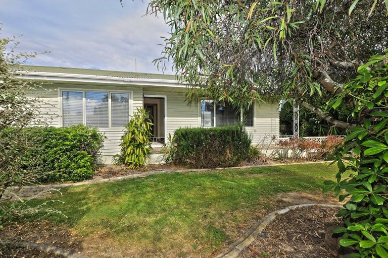 Photo of property in 33 Wycliffe Street, Onekawa, Napier, 4110