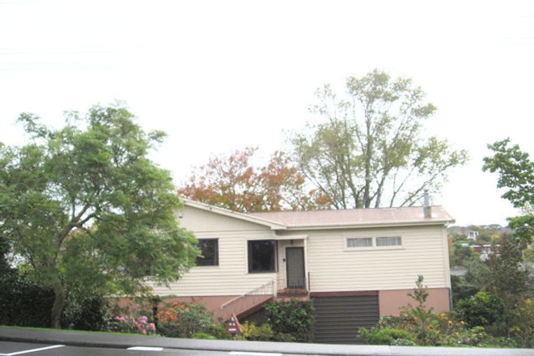 Photo of property in 46a Uxbridge Road, Mellons Bay, Auckland, 2014
