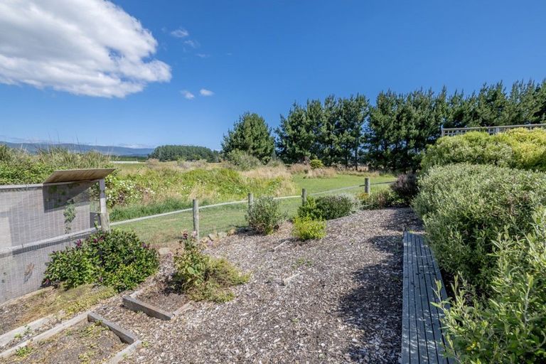 Photo of property in 75 Strathnaver Drive, Waikawa Beach, Levin, 5573