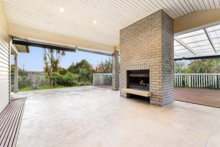 Photo of property in 102 Kennedy Road, Dairy Flat, Albany, 0792
