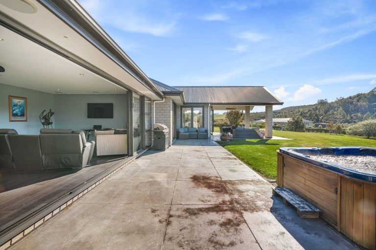 Photo of property in 246 Blackbridge Road, Dairy Flat, Albany, 0794