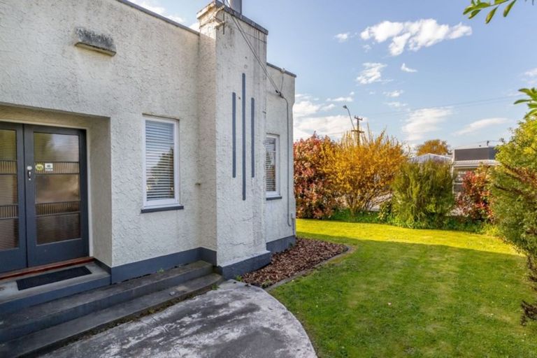 Photo of property in 229 High Street North, Carterton, 5713