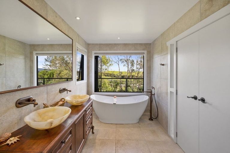 Photo of property in 136a Garbolino Road, Mangawhai, Kaiwaka, 0573