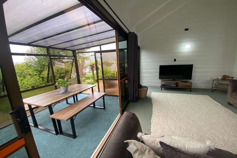 Photo of property in 88a Kawaha Point Road, Kawaha Point, Rotorua, 3010