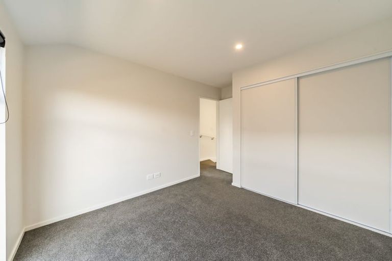Photo of property in 2/26 Fitzherbert Road, Wainuiomata, Lower Hutt, 5014