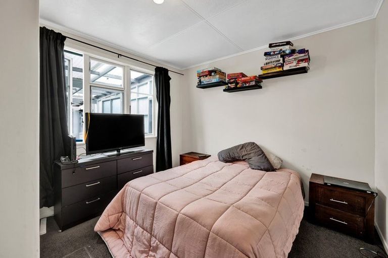 Photo of property in 8 George Street, Hawera, 4610