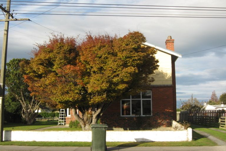 Photo of property in 25 Renfrew Street, Balclutha, 9230