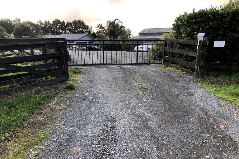 Photo of property in 45 Kath Henry Lane, Drury, 2113