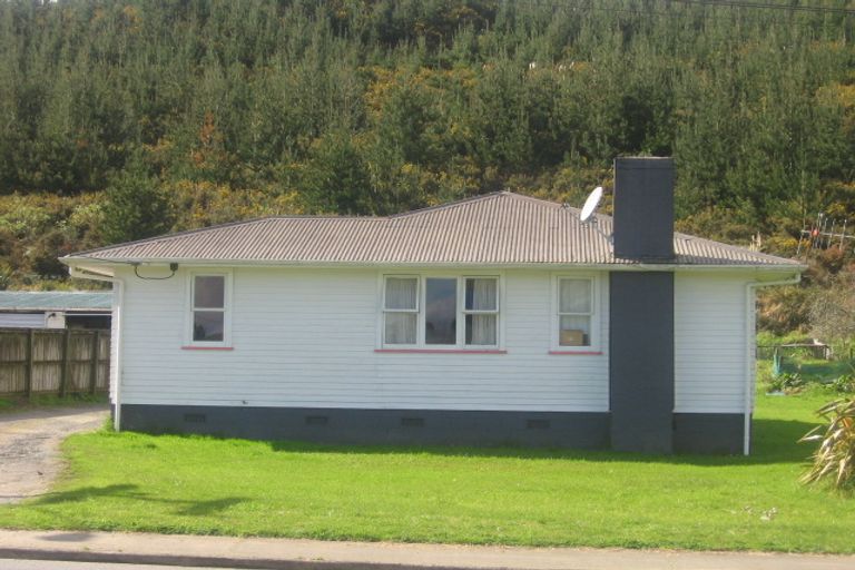 Photo of property in 59 George Street, Hikurangi, 0114