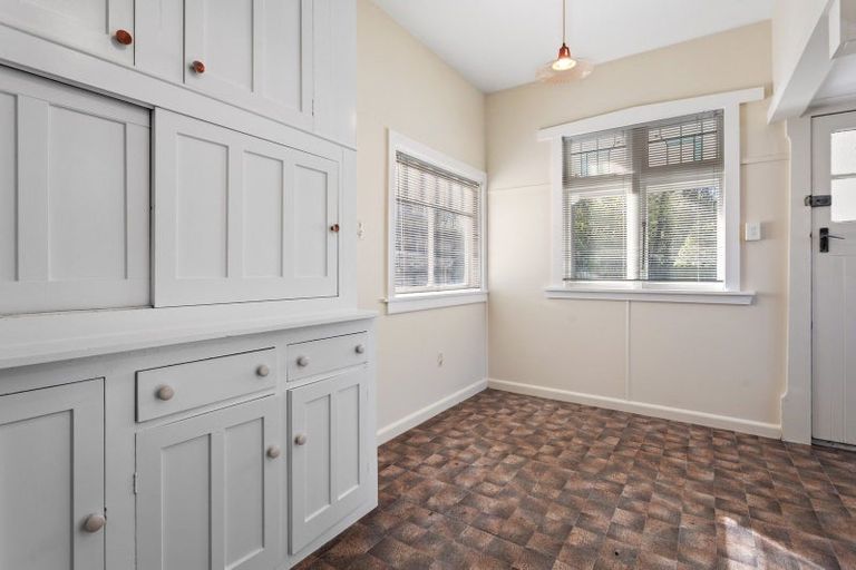 Photo of property in 12 Wherstead Road, Cashmere, Christchurch, 8022