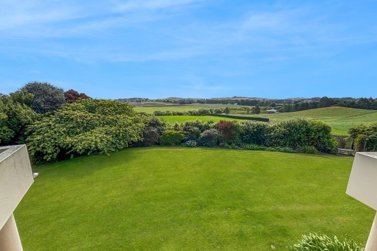 Photo of property in 174 Awamoa Road, Holmes Hill, Oamaru, 9492