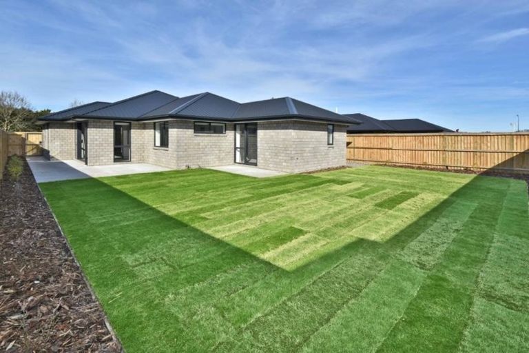 Photo of property in 100 Chinnerys Road, Woodend, 7610