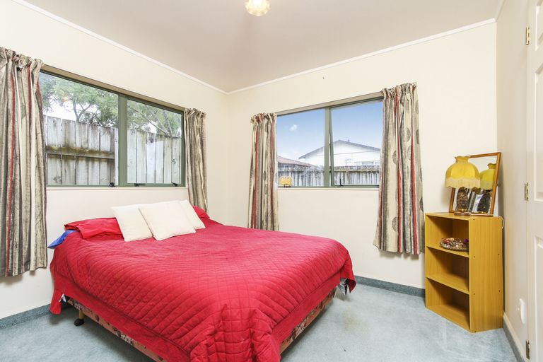 Photo of property in 39a Titirangi Road, New Lynn, Auckland, 0600