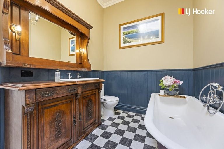 Photo of property in 19 Middleton Road, Kew, Dunedin, 9012