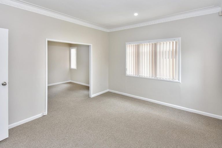 Photo of property in 79c Russell Road, Manurewa, Auckland, 2102