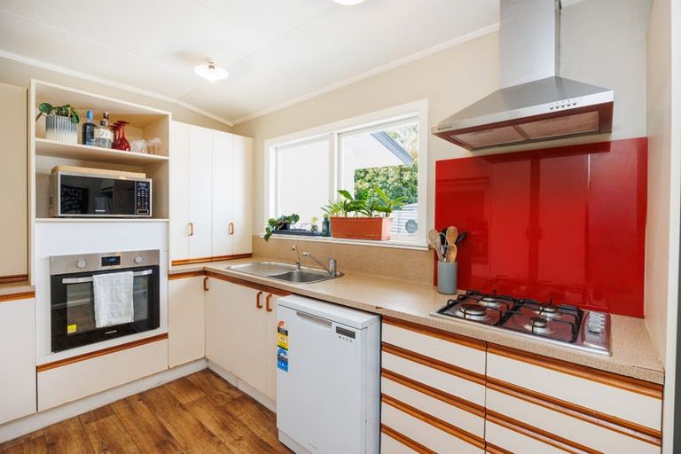Photo of property in 22 Saturn Crescent, Milson, Palmerston North, 4414