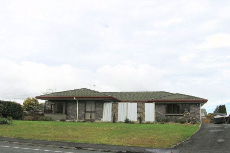 Photo of property in 102 Dinsdale Road, Dinsdale, Hamilton, 3204