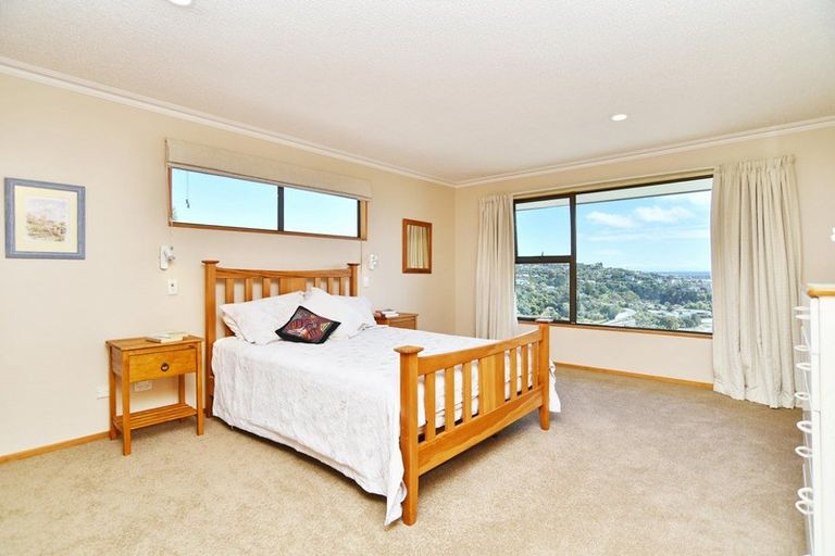 Photo of property in 2/56 Balmoral Lane, Redcliffs, Christchurch, 8081