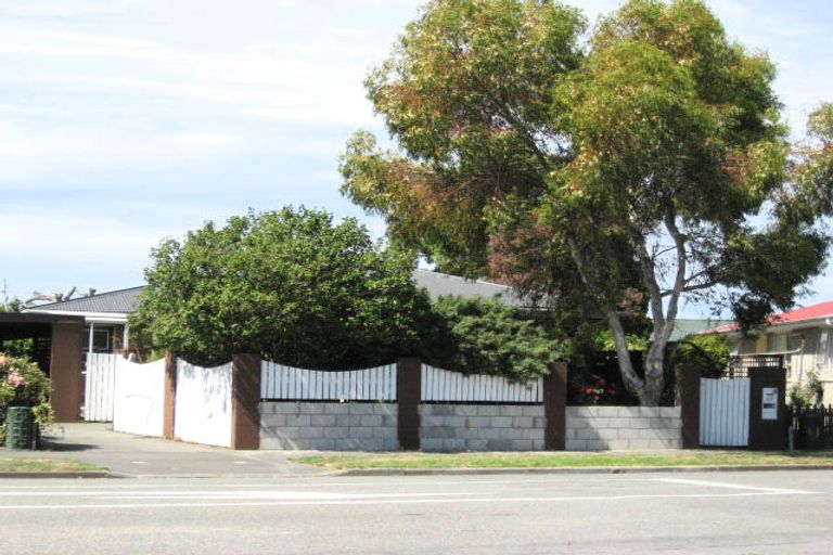 Photo of property in 47 Ruru Road, Bromley, Christchurch, 8062