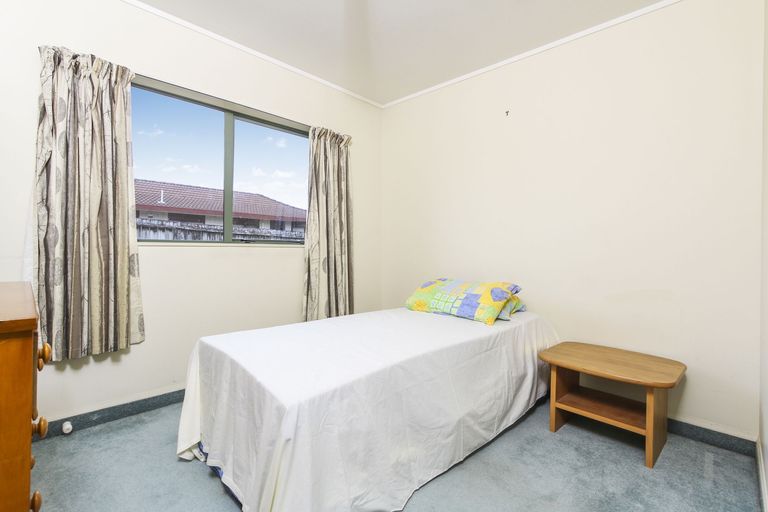 Photo of property in 39a Titirangi Road, New Lynn, Auckland, 0600