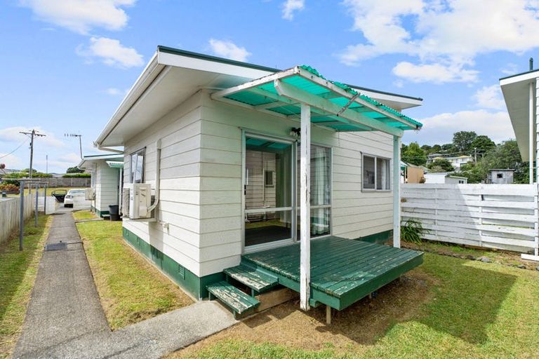 Photo of property in 7 Rawhiti Street, Morningside, Whangarei, 0110