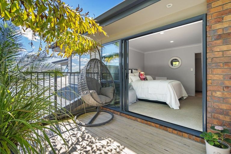 Photo of property in 18 Ko Place, Pyes Pa, Tauranga, 3112