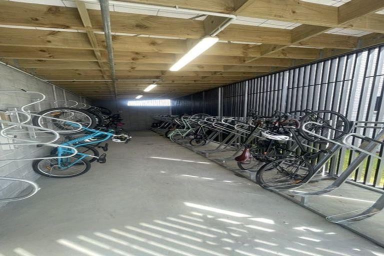 Photo of property in 104/2 Rauroa Lane, Hobsonville, Auckland, 0616