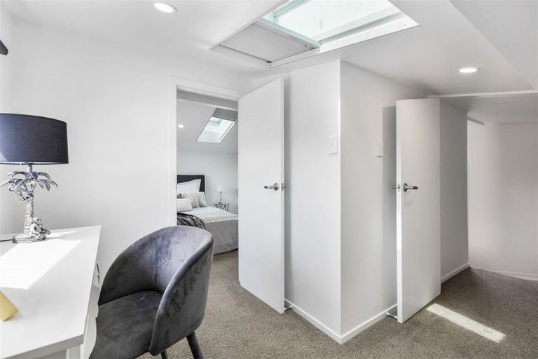 Photo of property in 49 Minaret Drive, Bucklands Beach, Auckland, 2014