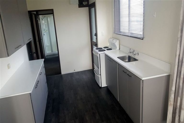 Photo of property in 1/108 Queenspark Drive, Parklands, Christchurch, 8083