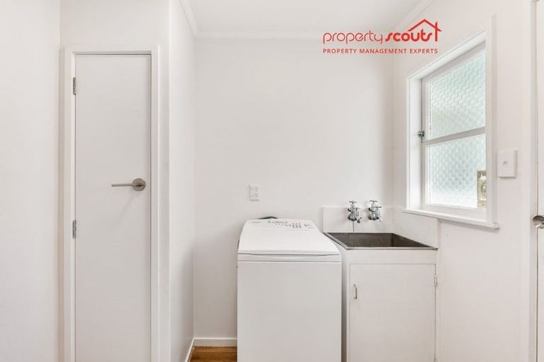 Photo of property in 3 Shortland Place, Havelock North, 4130