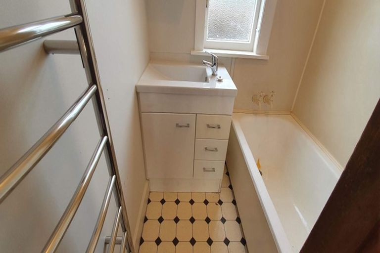 Photo of property in 12 Tennyson Street, Sydenham, Christchurch, 8023