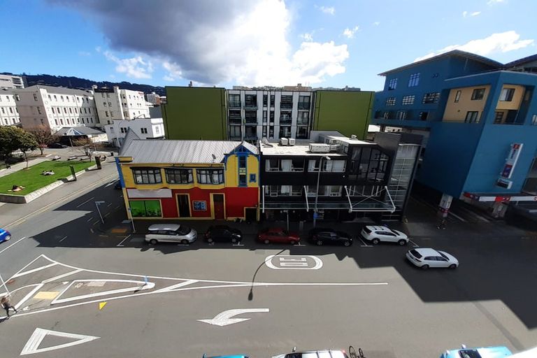 Photo of property in Rostrevor House, 4/130b Vivian Street, Te Aro, Wellington, 6011
