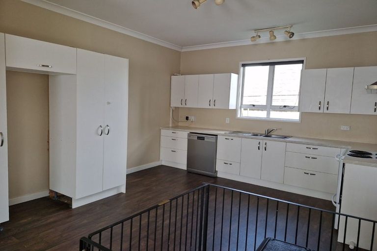 Photo of property in 21 Bassett Street, Burwood, Christchurch, 8083