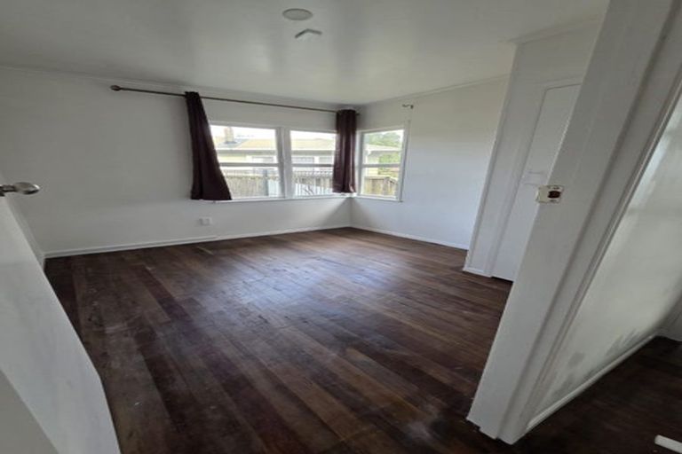 Photo of property in 114 Cargill Street, Papakura, 2110