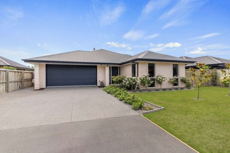Photo of property in 17 Tiny Hill Drive, Rolleston, 7614