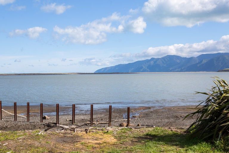 Photo of property in 97 Lake Ferry Road, Lake Ferry, Featherston, 5772